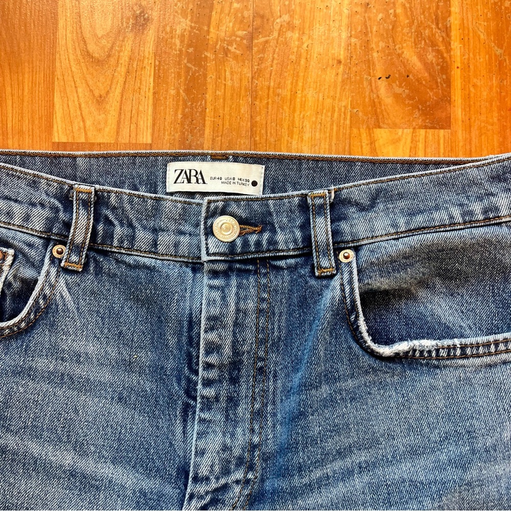Zara Women's Classic Blue Cropped Jeans